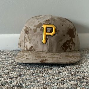 Pittsburgh Pirates Fitted Hat